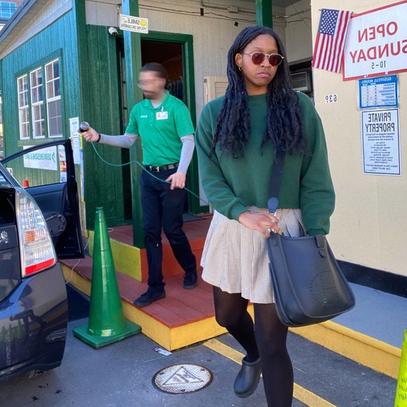 Nimay • 27 • ATL - Picture 6 of 7